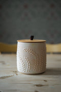 Medium Pot with wooden lid
