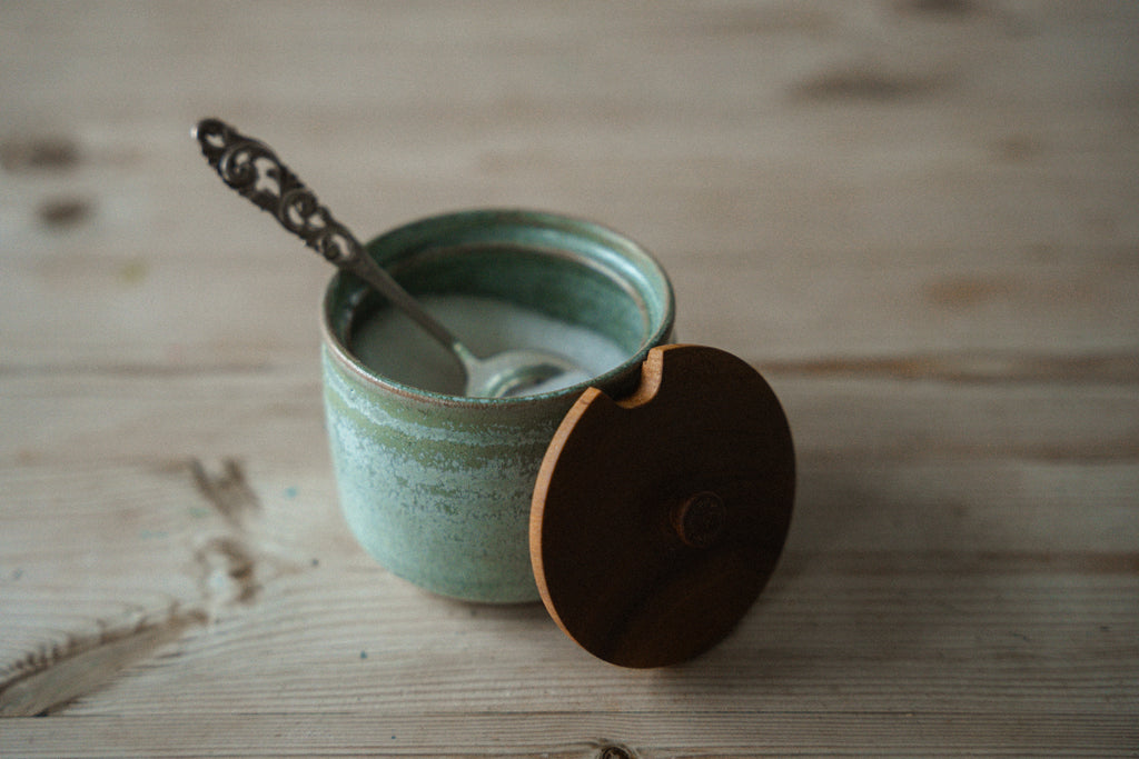 Sugar bowl - with wooden lid